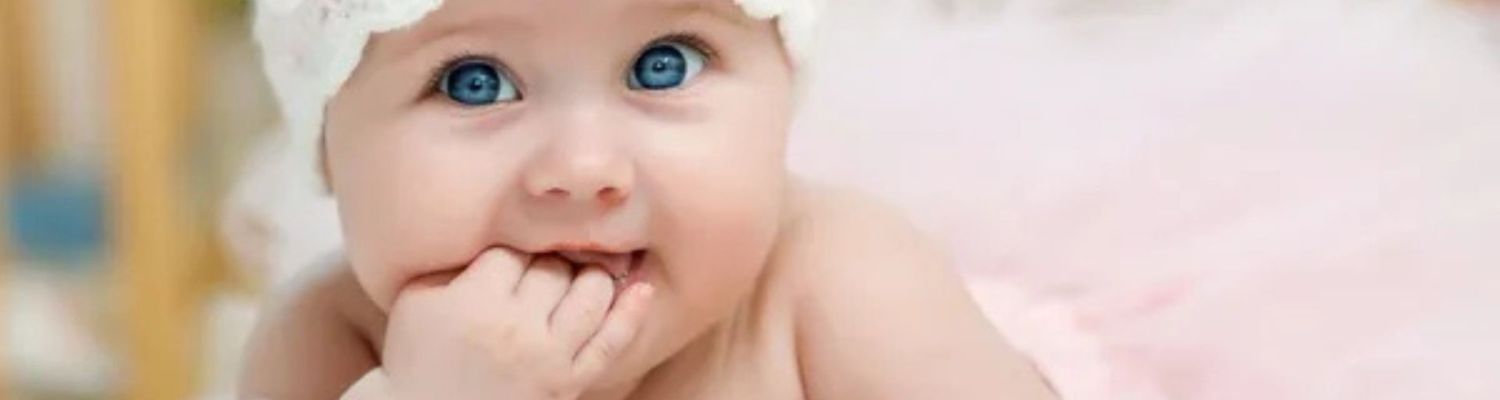 Enfant-content-bébé