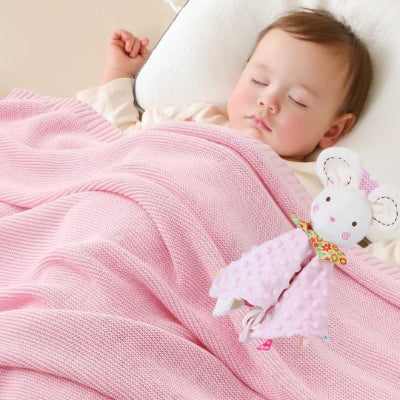 cadeau pour nouveau né souris rose compagnon rassurant