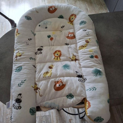 réducteur de lit bebe lion nid évolutive