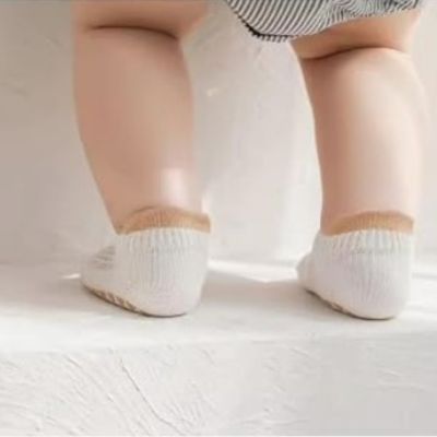 CHAUSSETTE BEBE Lot 6 paires antidérapantes et languettes à l'arrière de la cheville