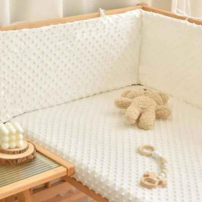 Coussin protection lit bebe rembourrage épais 