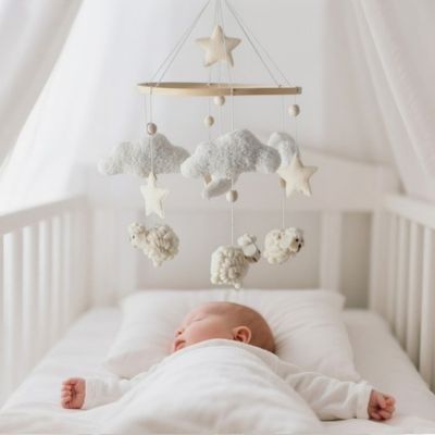 Mobile bébé Mouton blanc sommeil paisible