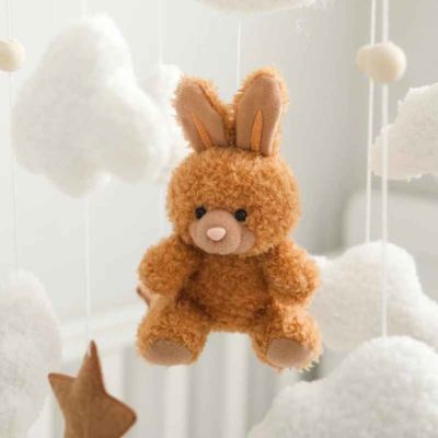Mobile lit bébé Petit Lapin Apaisant marron