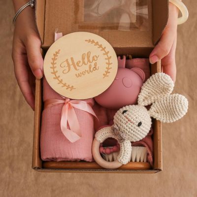 coffret cadeau naissance lapin 7 pièces pour bébé