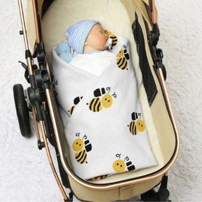 couverture bébé abeille en tricot poussette