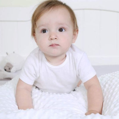 couverture bébé cocon d’ours blanc hypoallergéniques