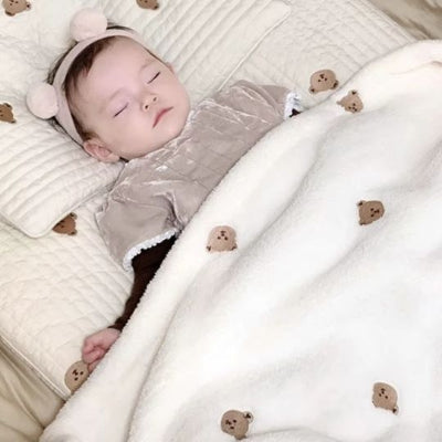 couverture bébé petit ourson sommeil apaisant