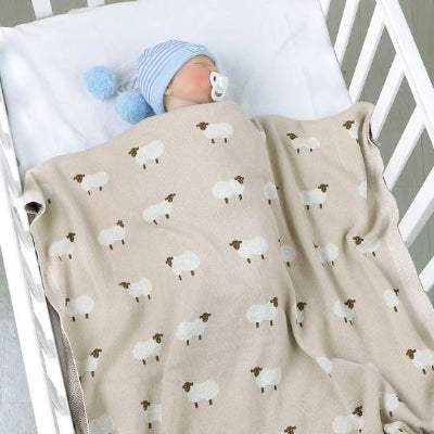 couverture bébé tricot cocon de moutons beige douce