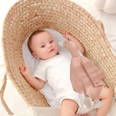 doudou bébé oie en mousseline variante rose poudre