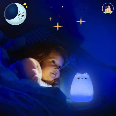 lumière nocturne avec la veilleuse bébé chaton