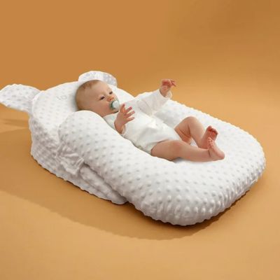 plan incliné bébé anti-reflux sécuritaire