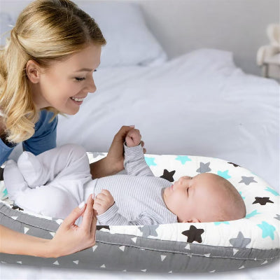 réducteur de lit Étoiles multicolores moments doux maman
