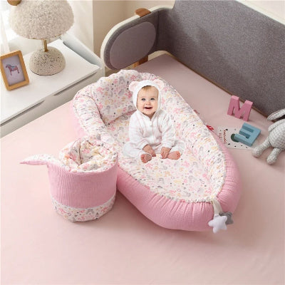 réducteur de lit rose petits lapins avec oreiller et couette