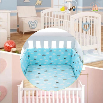 tour de lit bébé bleu en tissu de coton