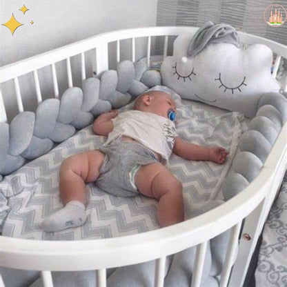 tour de lit gris pour bébé