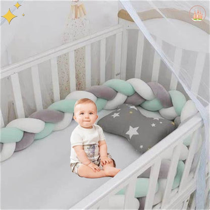 tour de lit tressé pour chambre d'enfant