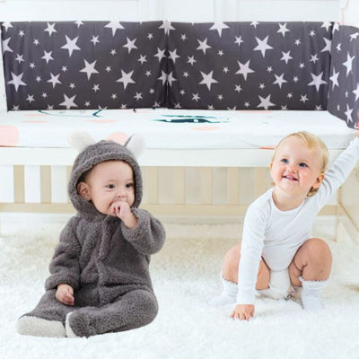 tour de lit douceur couronnée enfant paisible